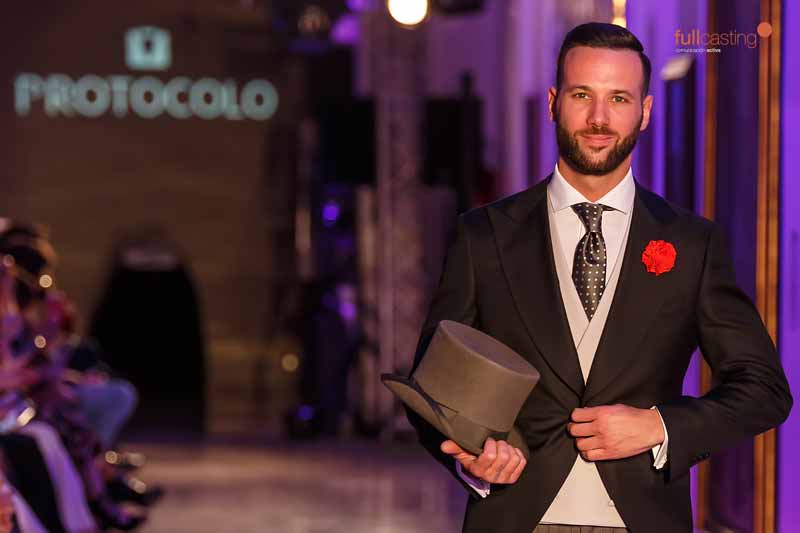 La firma Protocolo Novios desfila con su nueva colección de trajes de novio en Aragón Fashion Week 2019